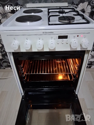 Комбинирана Готварска Печка Electrolux, снимка 12 - Печки, фурни - 54282826