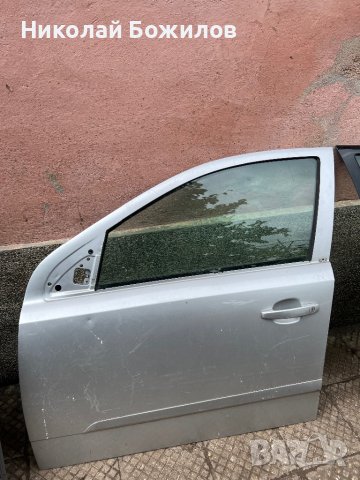 Продавам предни и задни врати за Opel Astra H, снимка 4 - Части - 40852415