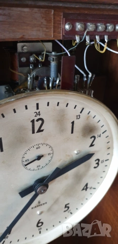 Електромеханичен стенен часовник  Siemens с махало , снимка 4 - Антикварни и старинни предмети - 54217276