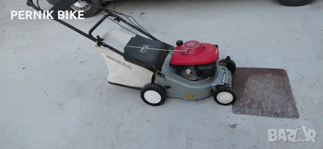 Самоходна косачка Honda 42см.