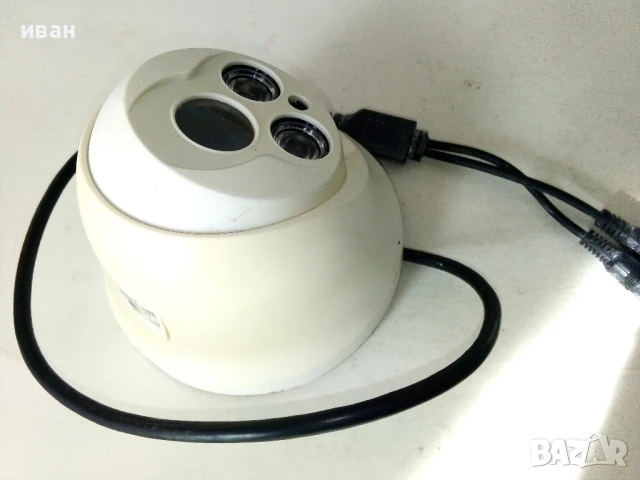 Камера за видео наблюдение повредена