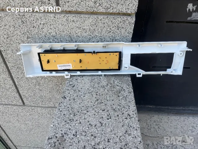 Продавам отлична управляваща и горна платка с предният панел за пералня Whirlpool FFS 7238 W EE 7kg, снимка 3 - Перални - 50149953