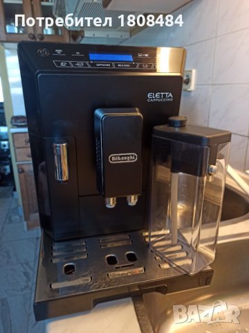 Кафеавтомат Делонги Елета за еспресо и капучино, работи отлично и прави хубаво кафе с каймак , снимка 5 - Кафемашини - 39035823