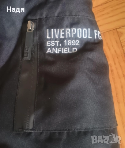 Зимно яке на Ливърпул Matchday Black Jacket, снимка 5 - Якета - 52382218