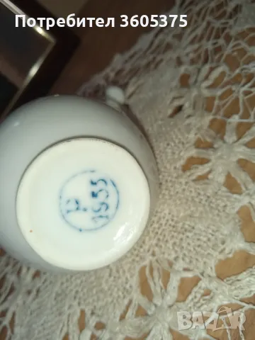 Малка порцеланова стомна , снимка 5 - Антикварни и старинни предмети - 48810360