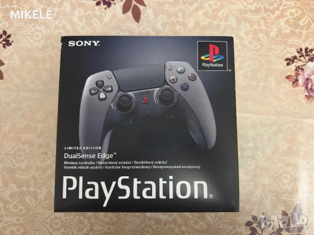 Dualsense Edge limited edition 30th anniversary