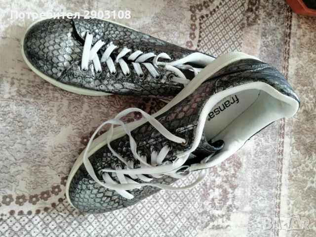 Продавам гуменки fransa