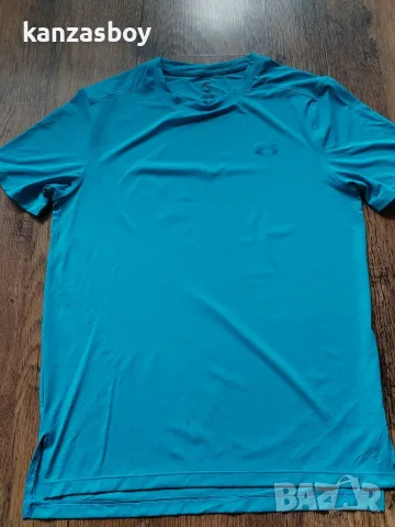 under armour iso chill - страхотна мъжка тениска КАТО НОВА С, снимка 6 - Тениски - 55830262