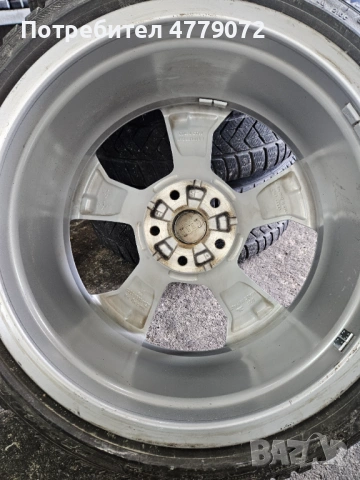 Оригинални джанти за Audi със зимни гуми 225 40 18, снимка 12 - Гуми и джанти - 53993370