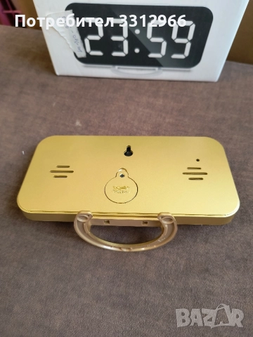 Огледален LED часовник с два USB порта за зареждане, снимка 2 - Други - 52216744