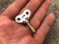 ключе за стара механична играчка, снимка 1 - Антикварни и старинни предмети - 42660813