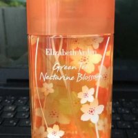 Парфюм "Green tea" Nectarine Blossom by / Elizabeth Arden / 100ml / EDT, снимка 2 - Дамски парфюми - 29505960