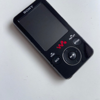 ✅ Sony 🔝 Walkman NWZ-E436F  4 GB , снимка 2 - MP3 и MP4 плеъри - 44705960