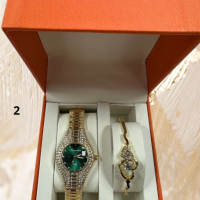 Подаръчен комплект часовник и гривна с кристали, снимка 2 - Подаръци за жени - 44791013