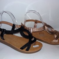 Дамски сандали YIYI F23, в черно и в златисто, снимка 1 - Сандали - 29463017