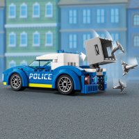 LEGO® City Police 60314 - Полицейско преследване с камион за сладолед, снимка 6 - Конструктори - 38925774