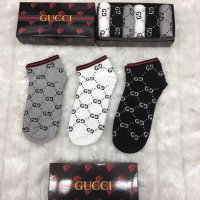 DIOR , Nike ,  Gucci , Victoria's Secret 6 чифта в кутия, снимка 8 - Дамски чорапи - 35411821