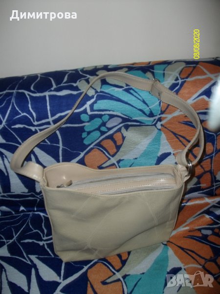 Продавам чисто нова бежова чанта, снимка 1