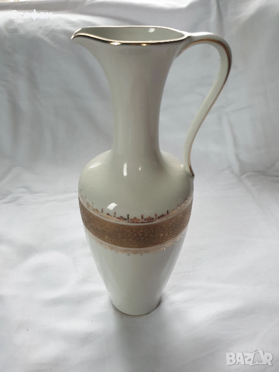 Порцеланова ваза - кана, снимка 1