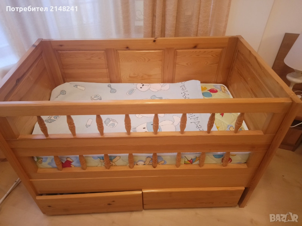 Продавам  детска кошара масивно  дърво и бебешко столче-350 лв, снимка 1