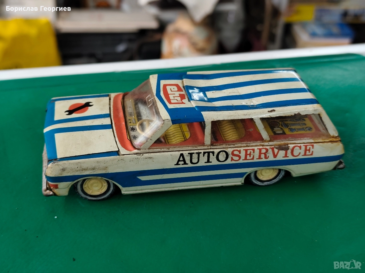 Ламаринена играчка EHRI DDR Opel Rekord, снимка 1