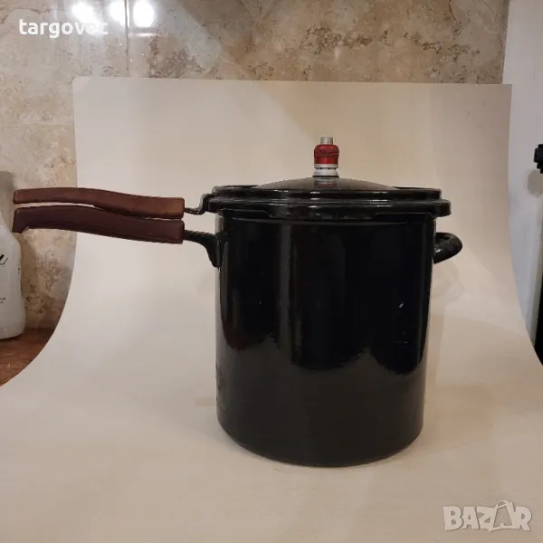 масивна чугунена тенджера под налягане, снимка 1
