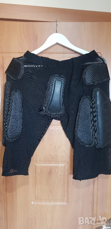 Продавам протекторни гащи, снимка 1