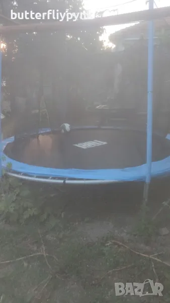 Голям батут/ трамплин , снимка 1