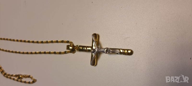 Дамски синджир с кръст., снимка 1