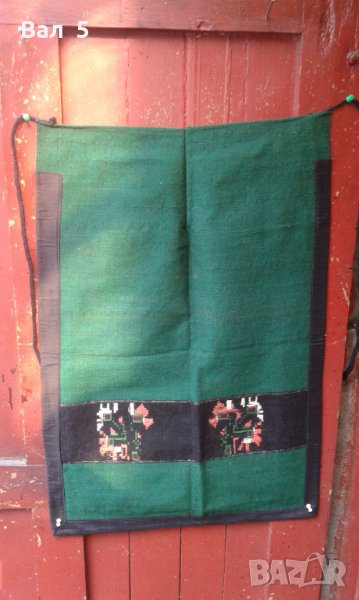Автентична тъкана престилка с бродерия , носия, снимка 1