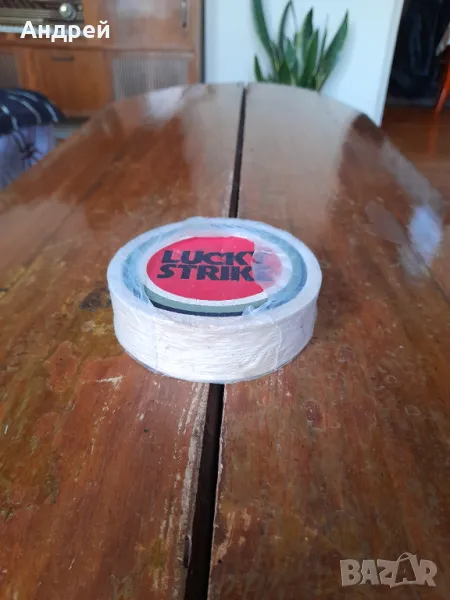 Стари подложки за чаши Lucky Strike, снимка 1