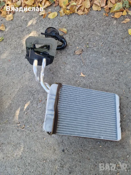 Радиатор на парното за Mercedes w203 C-Class , снимка 1