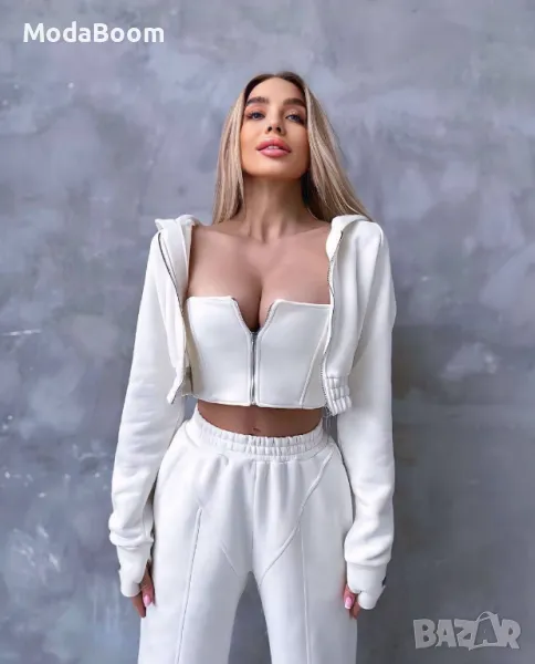 Дамски бели комплекти от три части , снимка 1