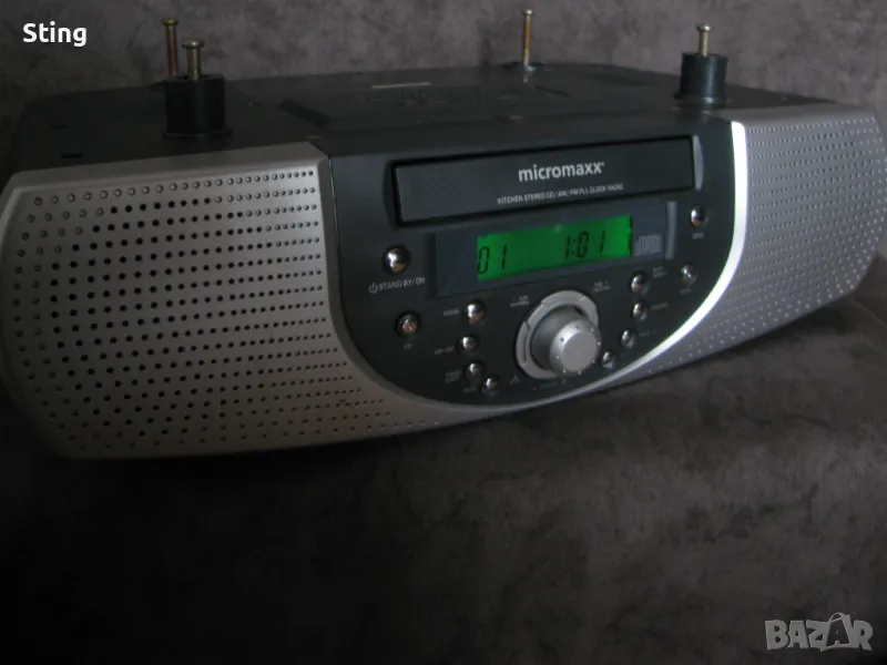 MICROMAXX Радио + C D Плеър + Часовник - Отлични , за Кухня, снимка 1
