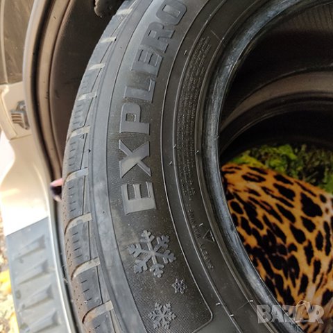 Перфектни зимни гуми за SUV Petlas EXPLERO WINTER W671 235/65/R17 108V, снимка 2 - Гуми и джанти - 38500088