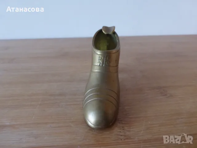 Пепелник Дамска обувка бронз, снимка 3 - Антикварни и старинни предмети - 49235393