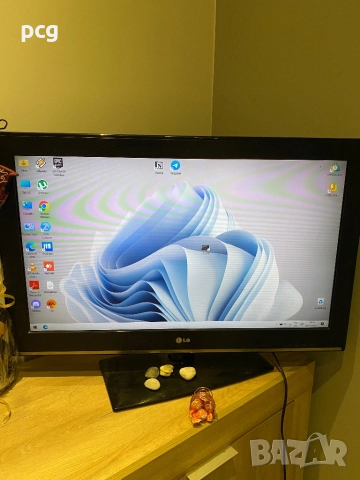 LG 32CS460 – 32 инча, снимка 2 - Телевизори - 52657027