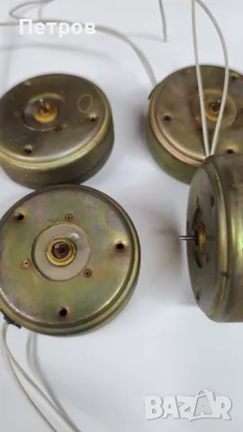 Продавам български двигател / моторче  АС 220 V , 50 Hz 275 оборота в мин., снимка 7 - Резервни части за машини - 50112632