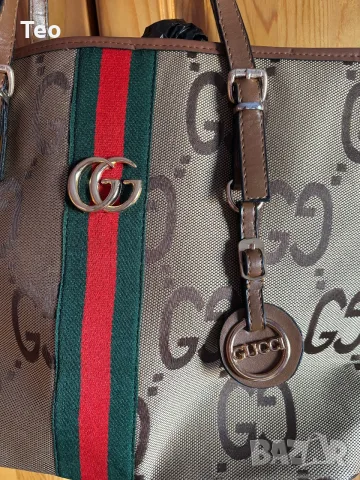 Дамска чанта Gucci, снимка 2 - Чанти - 56344799
