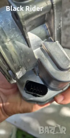 Дросел клапа за Голф 5/6 1.9/2.0 дизел Pierburg, снимка 4 - Части - 50096339