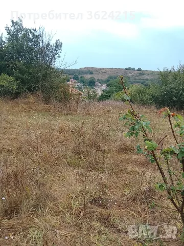 продавам атрактивен парцел в село Брестак 