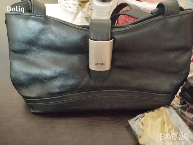 Дамска чанта от естествена кожа Gucci 
