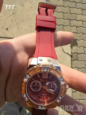 часовник , снимка 2 - Дамски - 48605117