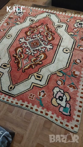 Китеник ръчна изработка.