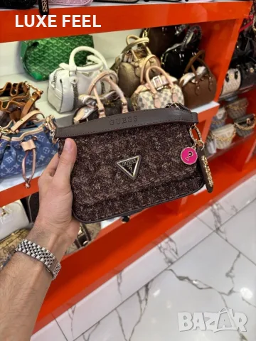 Guess ✨Дамски Чанти , снимка 13 - Чанти - 55952577