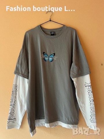 Сива блуза с бели ръкави и синя пеперуда L размер Black squad 🦋, снимка 1 - Блузи с дълъг ръкав и пуловери - 44326215