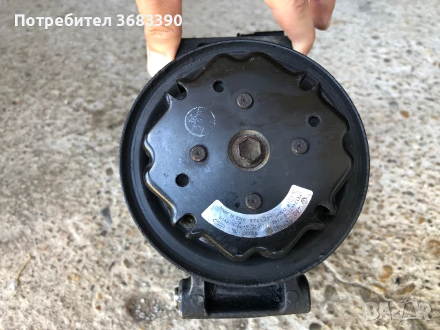 Компресор климатик за Ауди а6 ц5, снимка 4 - Части - 51060346