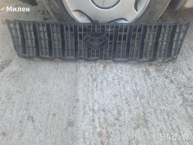 Декоративна Решетка Пред Радиатора За Toyota Land Cruiser J90 от 1996-2002 Година Тойота J90, снимка 4 - Части - 50911802