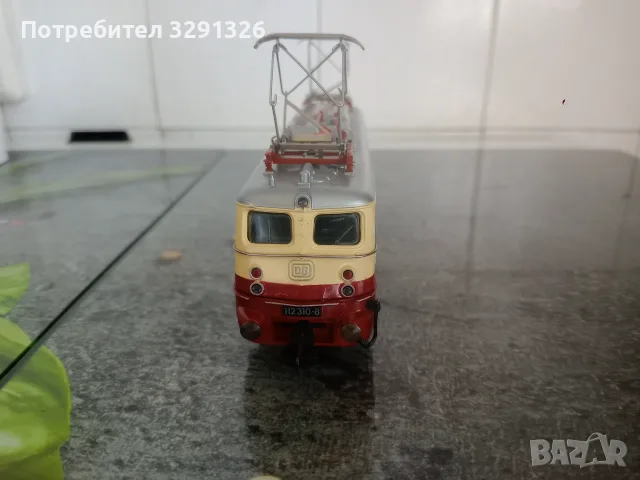 Локомотив в мащаб НО Piko E44, снимка 14 - Влакчета, самолети, хеликоптери - 55102802