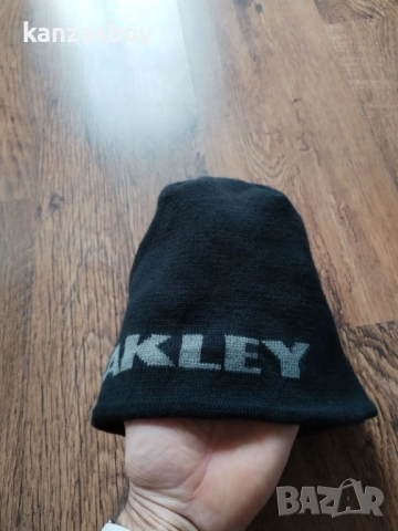 oakley - страхотна зимна шапка , снимка 4 - Шапки - 52324738